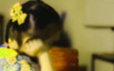 孩旅游出行必备物品不朽情缘模拟器女