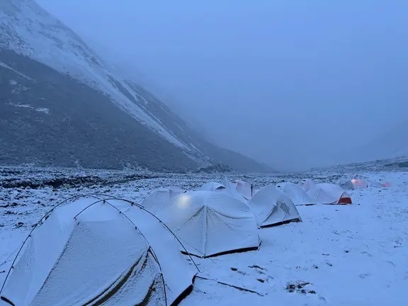 岭：徒步穿越者大撤离背后不朽情缘平台网站致命冷龙