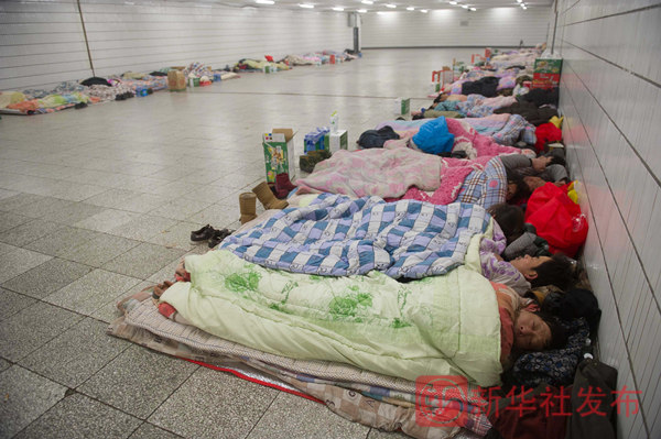 新华社记者陪农民工讨薪不朽情缘110小时(图2)